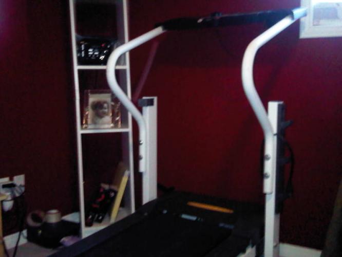 another shot of the treadmill - the white curved handrails were removed